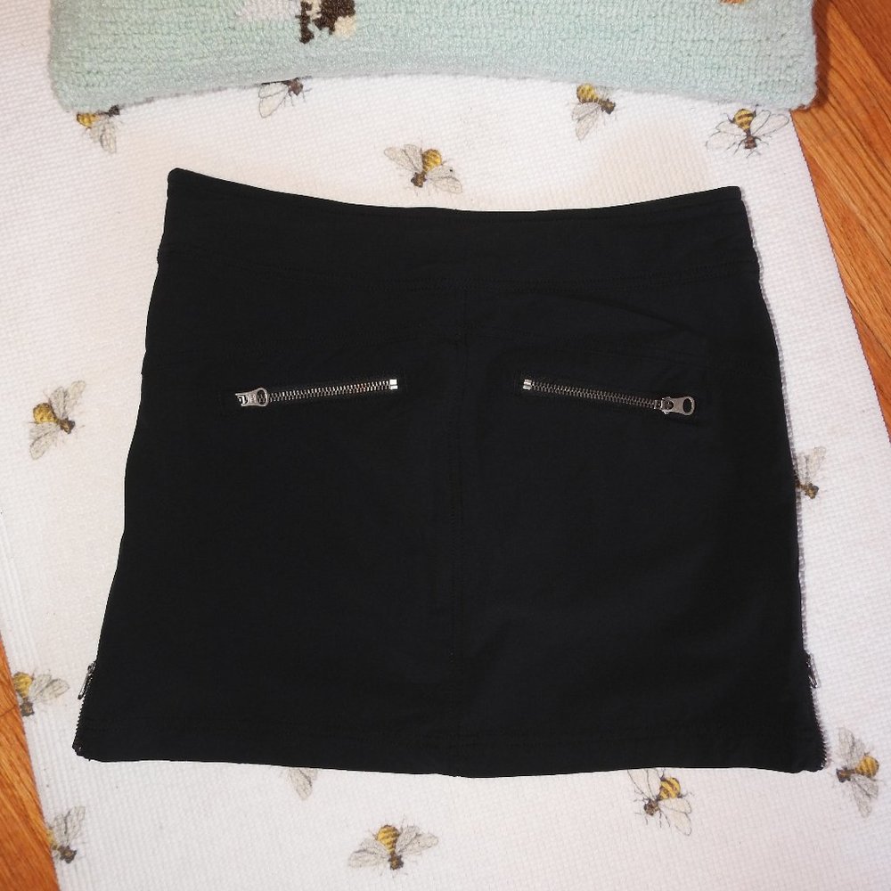 Athleta Black Skort Sz 2